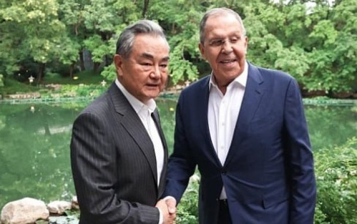 Lavrov çinli həmkarı ilə bunları müzakirə edib