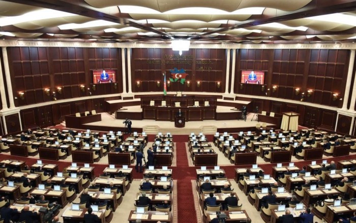 Azərbaycanda bu şəxslərin pensiya yaşı  ARTIRILDI