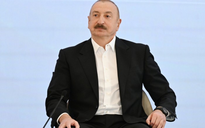 Алиев: Мы не политизируем и не конкурируем
