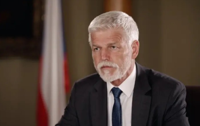 Президент Чехии: Стоит послушать Путина или Лаврова, чтобы понять...