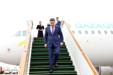 Qazaxıstanın Baş naziri Azərbaycana gəldi