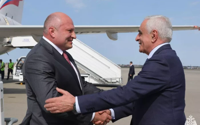 Russian emergencies minister arrives in Baku