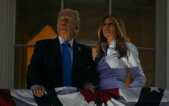 Трамп: «Жена мне рассказала, что Путин разбомбил дом престарелых» ВИДЕО