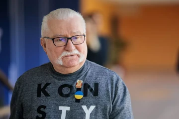 Former Polish president hospitalised for medical procedure
