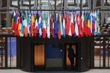 EU backs Azerbaijan-Armenia peace talks