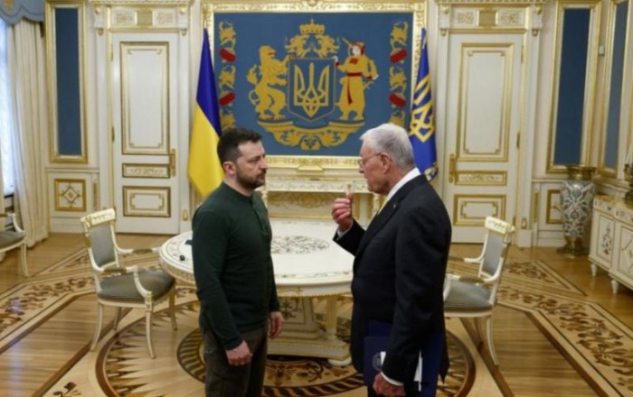 Зеленский встретился с Китом Келлогом