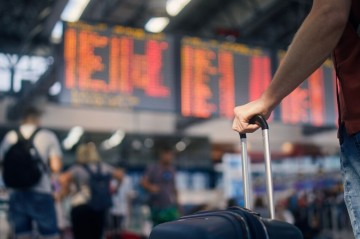 Kanadada bomba səbəbindən hava limanları boşadıldı