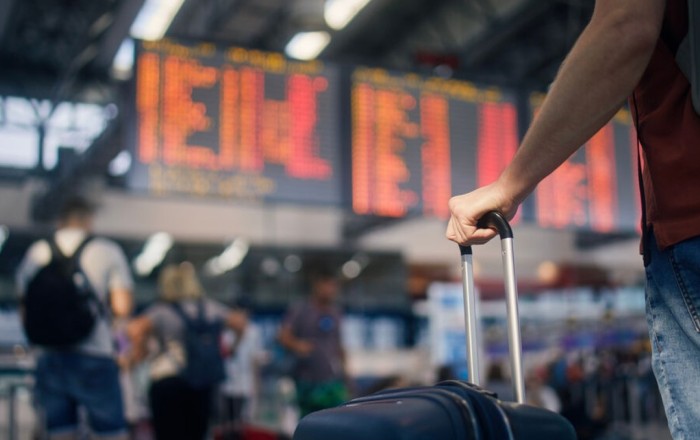 Kanadada bomba səbəbindən hava limanları boşadıldı