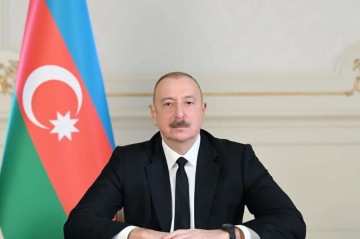 Prezident Donald Trampı təbrik etdi