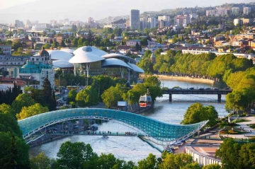 Azerbaijan rounds out top five as Georgia’s international tourism soars