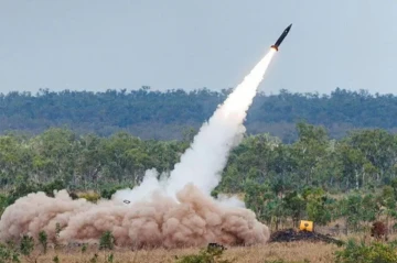 US tests new long-range missile in Pacific as tensions with China rise
