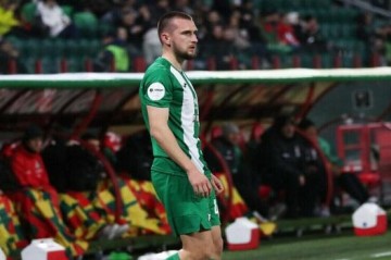 Rus futbolçu İslamı qəbul etdi