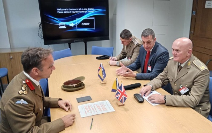 Bosnia’s major general visits UK to boost military cooperation (PHOTO)