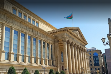 Vəsiyyətnamə yoxdursa, ögey şəxslər vərəsə ola bilməz
