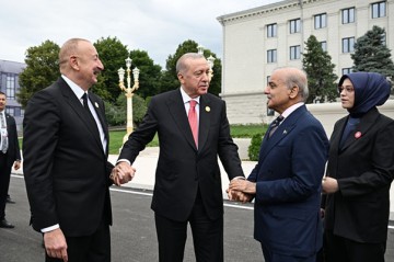 Yarım milyard Xankəndidə idi... - Fotolar