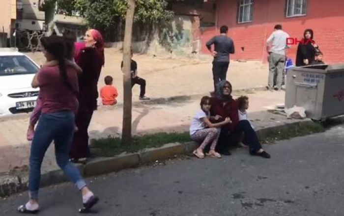İstanbulda zəlzələ oldu