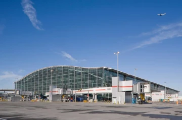 Passengers asked to evacuate Heathrow airport terminal following reports of fire