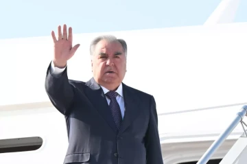Tajik president departs for Azerbaijan to attend ECO summit