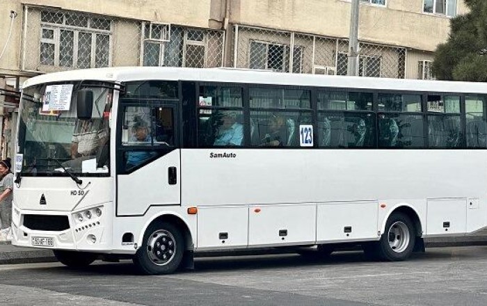 Şikayət edilən avtobus xəttən çıxarıldı - Rəsmi