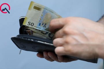 Müəllimlərin orta aylıq əməkhaqqısı açıqlandı