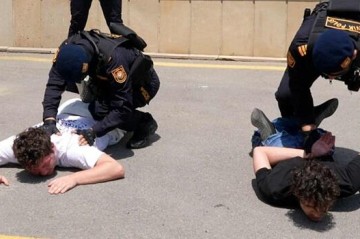 8 Russian citizens face trial in Baku