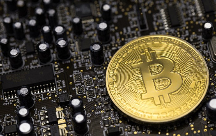 Bitcoin price breaks all-time high again