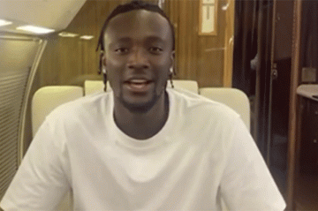 “Beşiktaş”ın yeni transferi İstanbula gəldi - Video