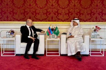 Azerbaijan, Saudi Arabia discuss cooperation in hydrocarbon sector
