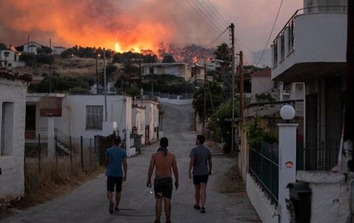 Coast Guard rescues 51 trapped by Greece wildfires