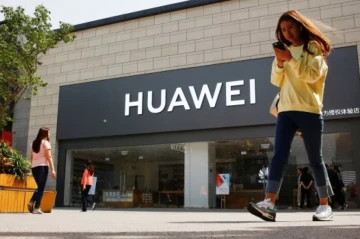 Huawei aims for HarmonyOS to rival Android, iOS by year-end