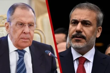 Turkish, Russian top diplomats engage in telephone talks on Ukraine settlement