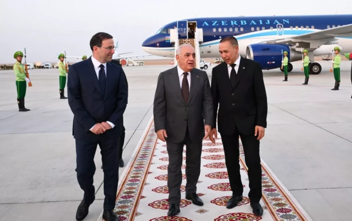 Azerbaijani Prime Minister arrives in Turkmenistan for working visit PHOTO