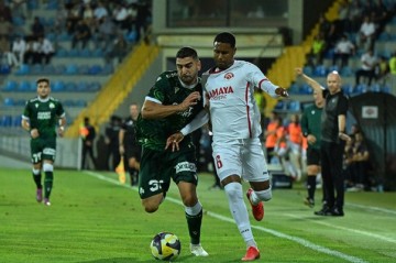 "Araz-Naxçıvan" "Omoniya" səfərində