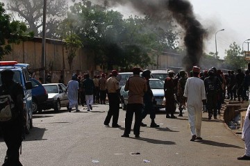 Gunmen kill 50 in Nigeria mosque attack