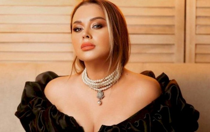 44 yaşlı Xatirə pijama ilə kamera qarşısına keçdi - FOTOLAR