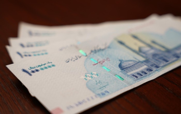 Iranian government approves currency denomination plan