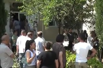 Şagirdlərə qəbul haqda məlumat gəlib - Nazirlik qəbulu dayandırıb-Video