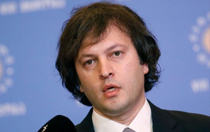 Kobaxidze Trampdan sanksiyaları götürməyi xahiş etdi