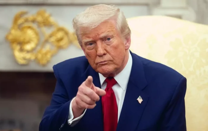 Trump fires top labor official after weak jobs report