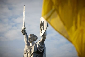 Bloomberg: Kyiv, allies push Trump for ceasefire, security guarantees in Alaska talks