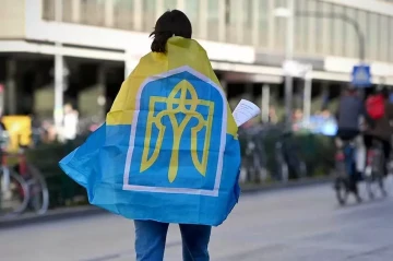Tens of thousands of Ukrainian refugees in US face loss of legal protections this week
