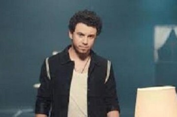 Turkish singer Buray to perform in Baku