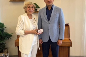 Azerbaijan's cultural activist living in U.S. wins medal