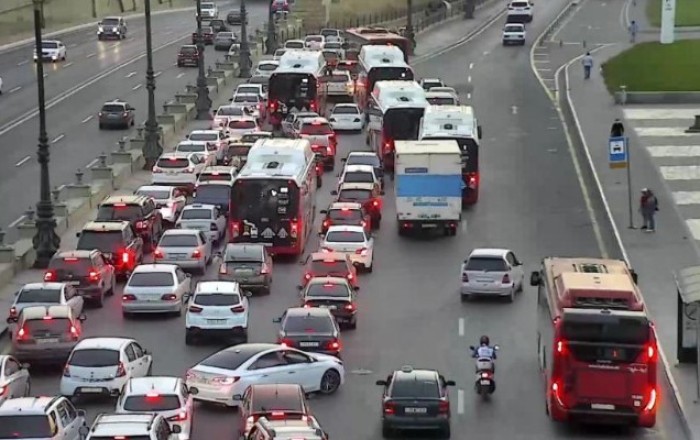 Paytaxtın hansı yollarında tıxac var?