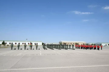 Azerbaijani servicemen depart for Pakistan to join military parade