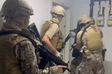 Türkiye arrests 19 in Istanbul ISIS raids, one suspect at large