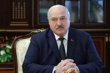 Lukashenko warns of an immediate response to NATO airstrikes