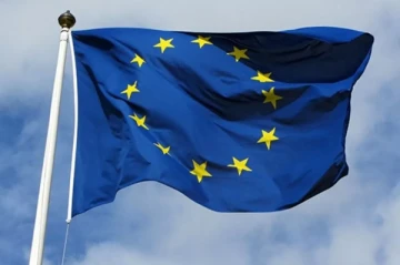 EU to start talks with UK, Canada on SAFE military program