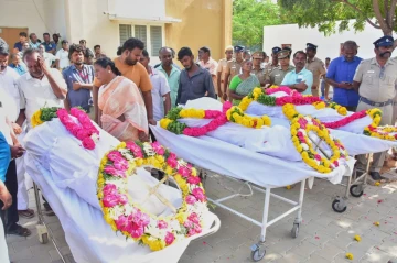 Stampede at Indian rally kills 40, injures over 120