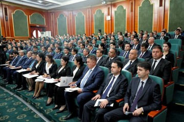 Tajikistan lays groundwork for smooth autumn-winter transition in Dushanbe